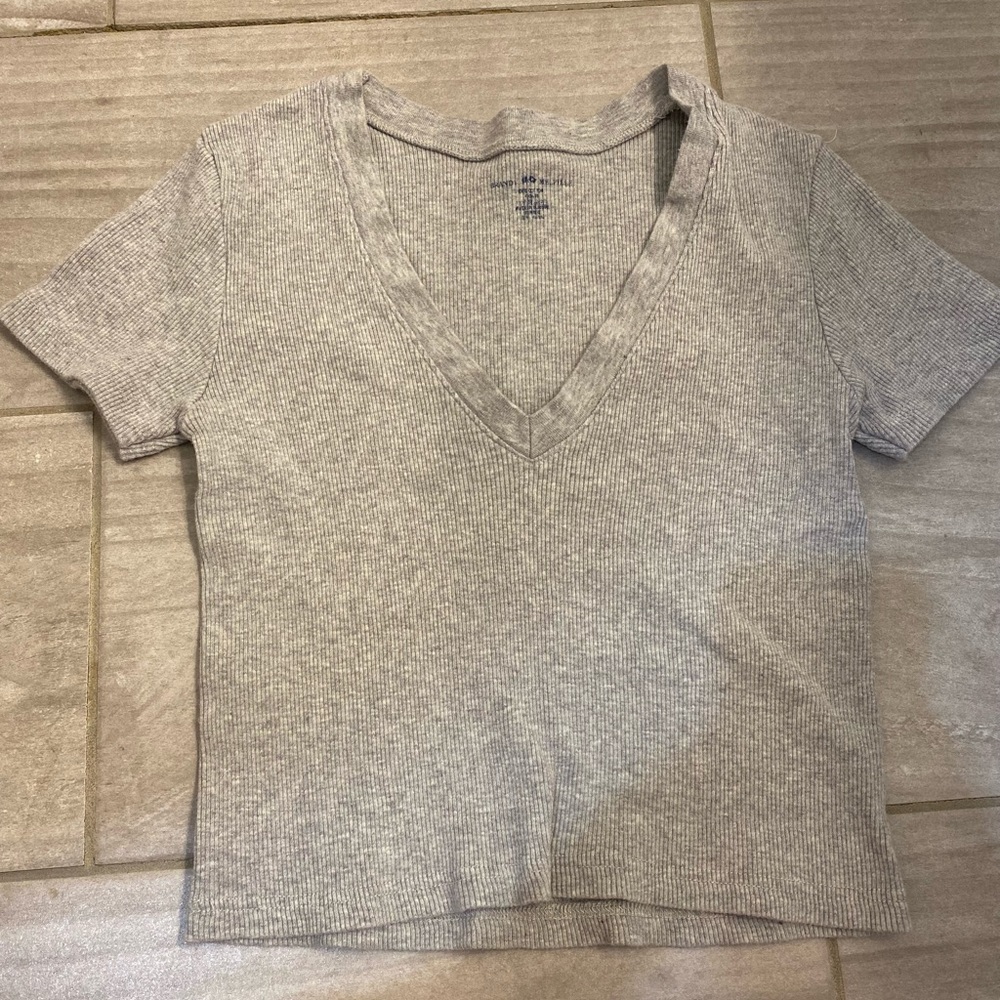 grey brandy melville tee
